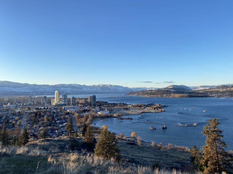 aereal photo of kelowna from the top of Knox mountain